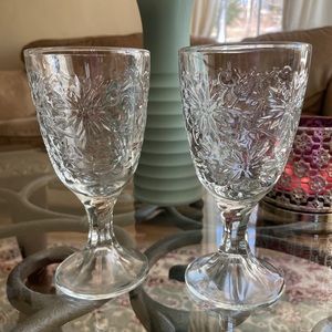 Pair of princess house goblets